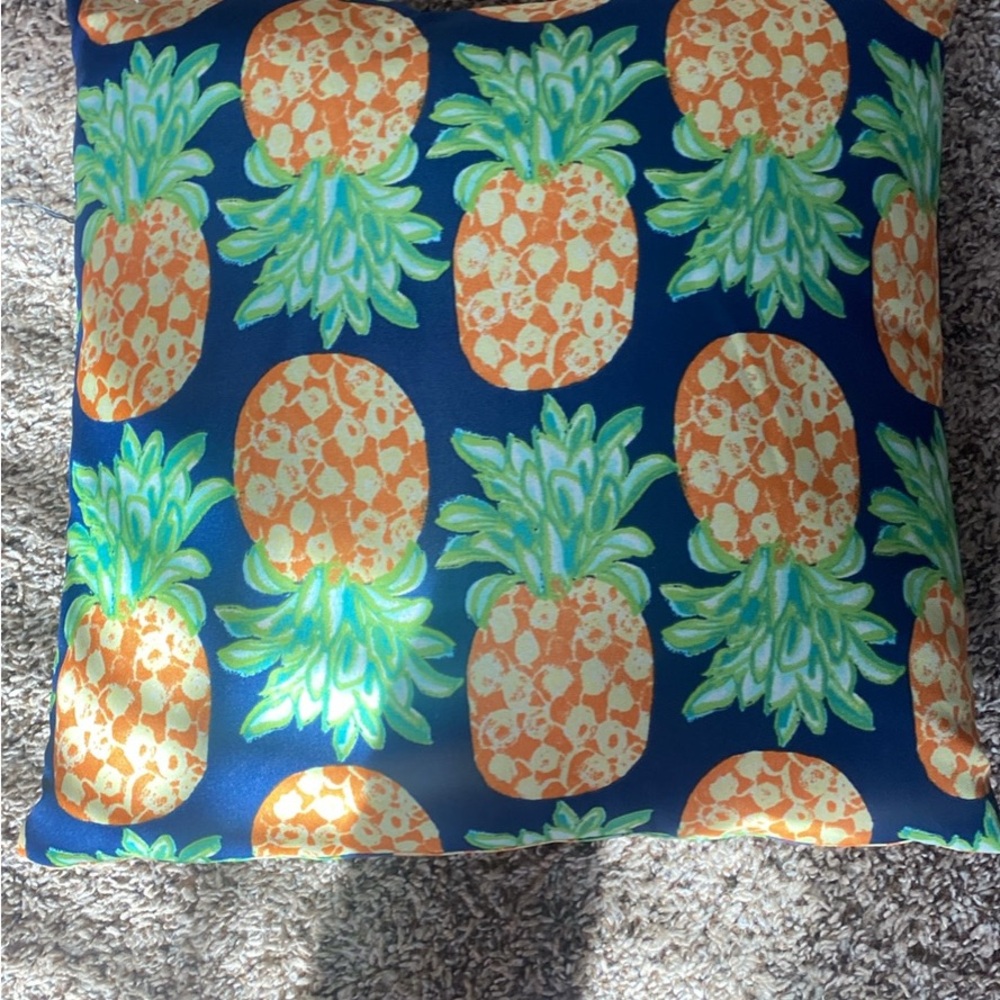 Pineapple Print Decorative Pillow